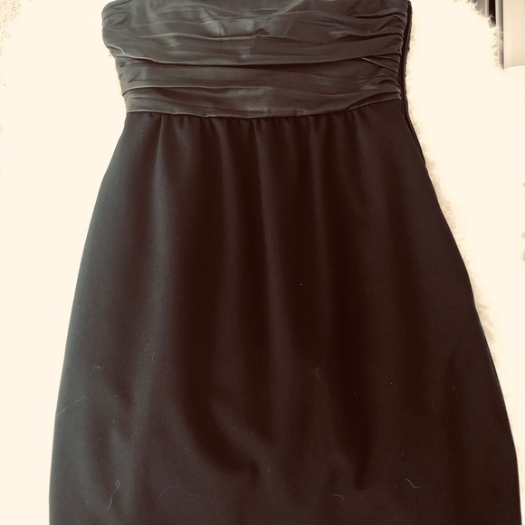 Dress - Picture 3 of 4